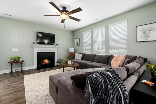 Créer un bureau au style industriel : entre minimalisme et caractère brut