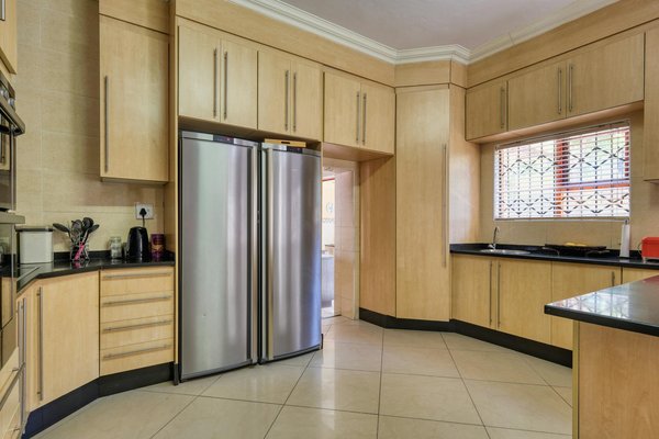 Installation de chauffage au sol électrique dans une maison ancienne : votre guide pratique et astucieux